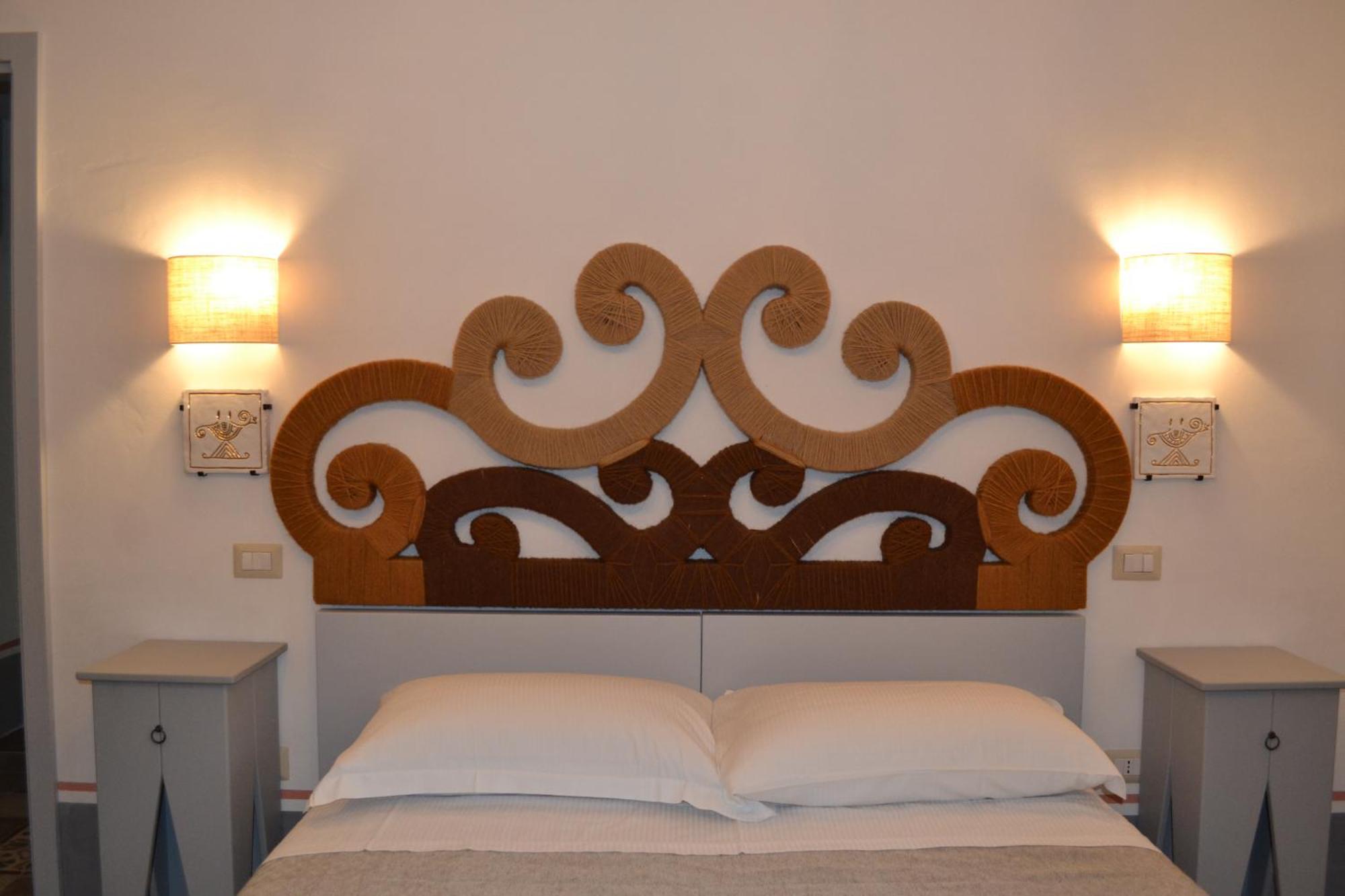 Bisos Bed & Breakfast Paulilatino Eksteriør bilde